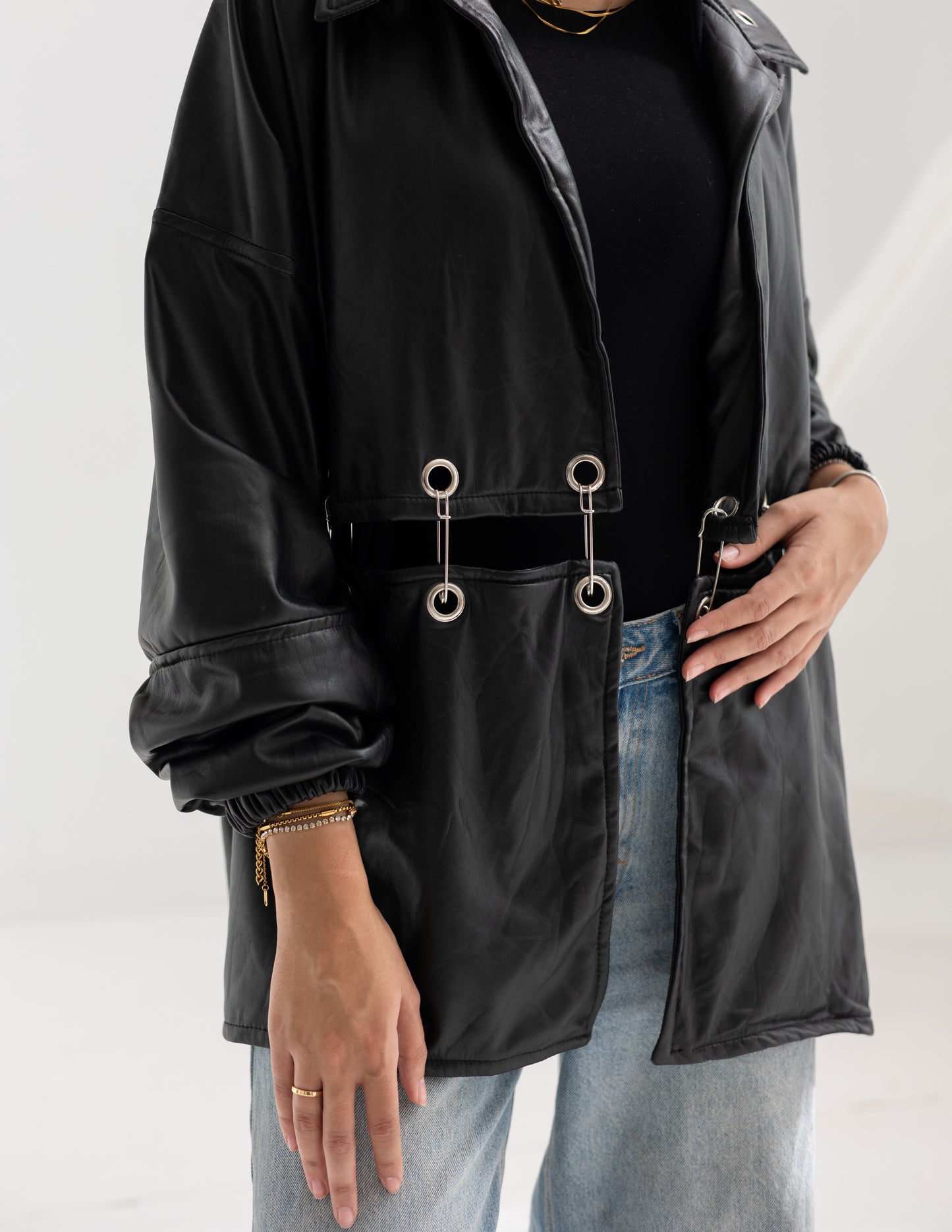 eyelits leather