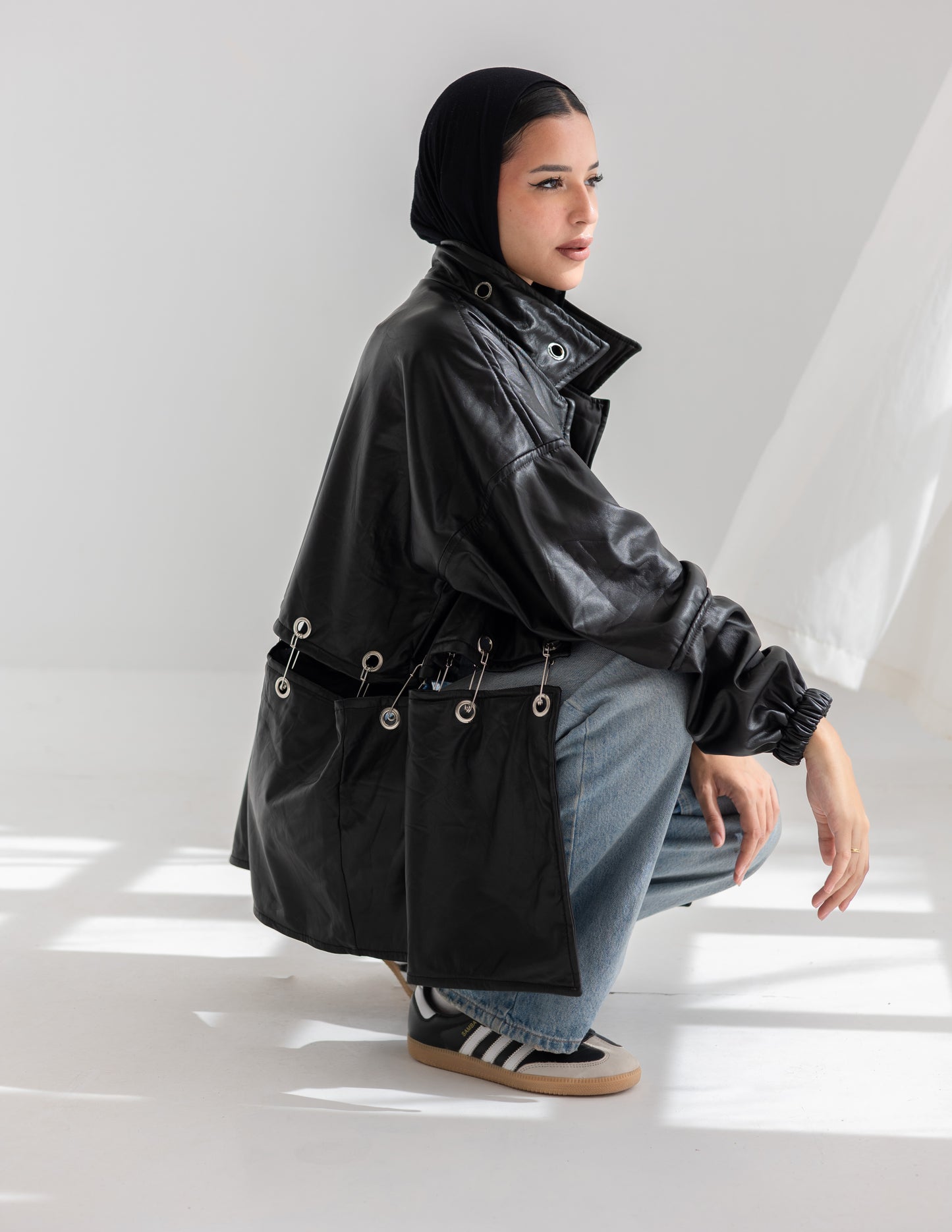eyelits leather