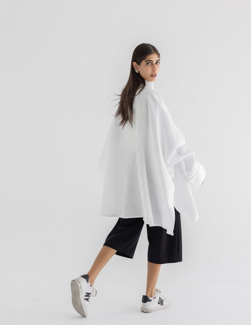Line crystal linen shirt