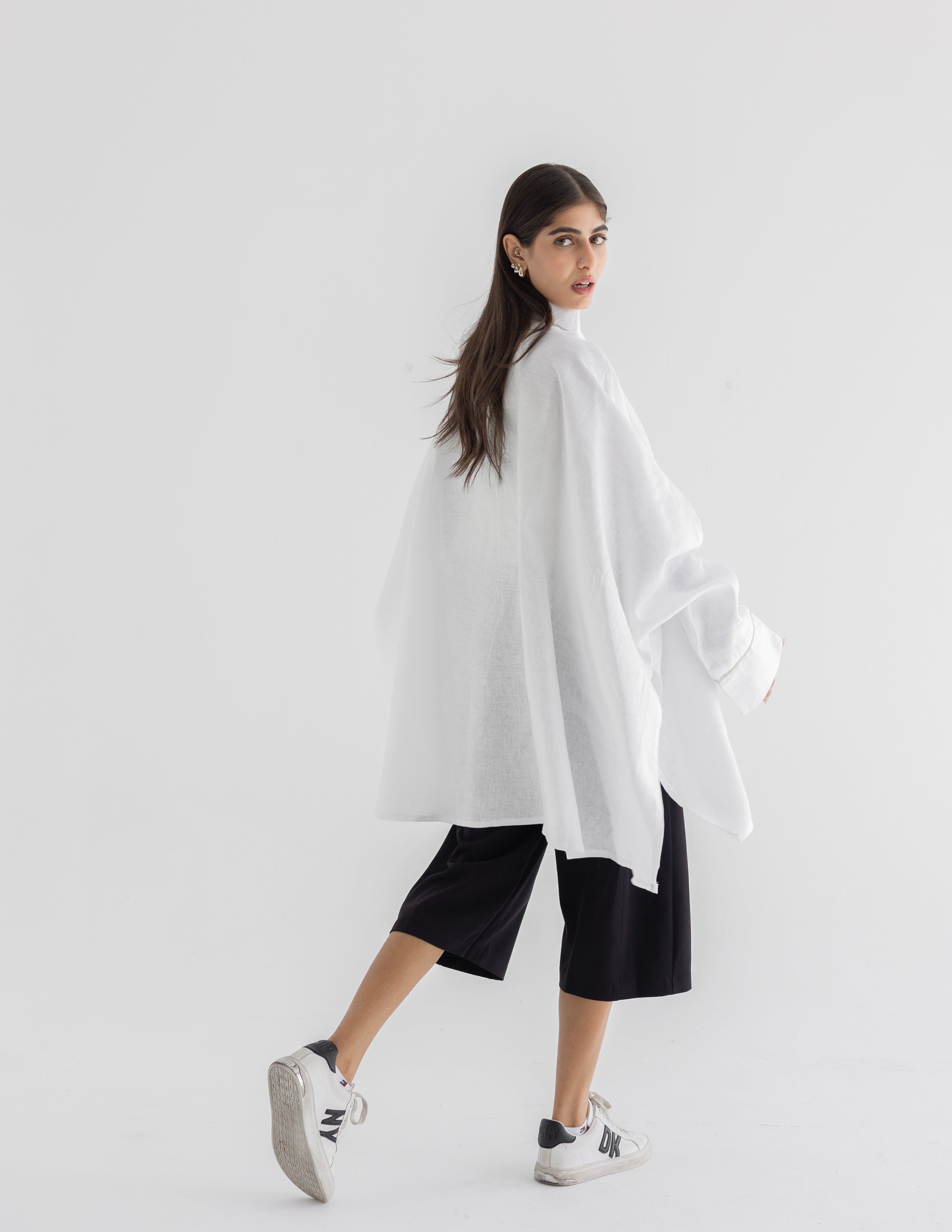 Line crystal linen shirt