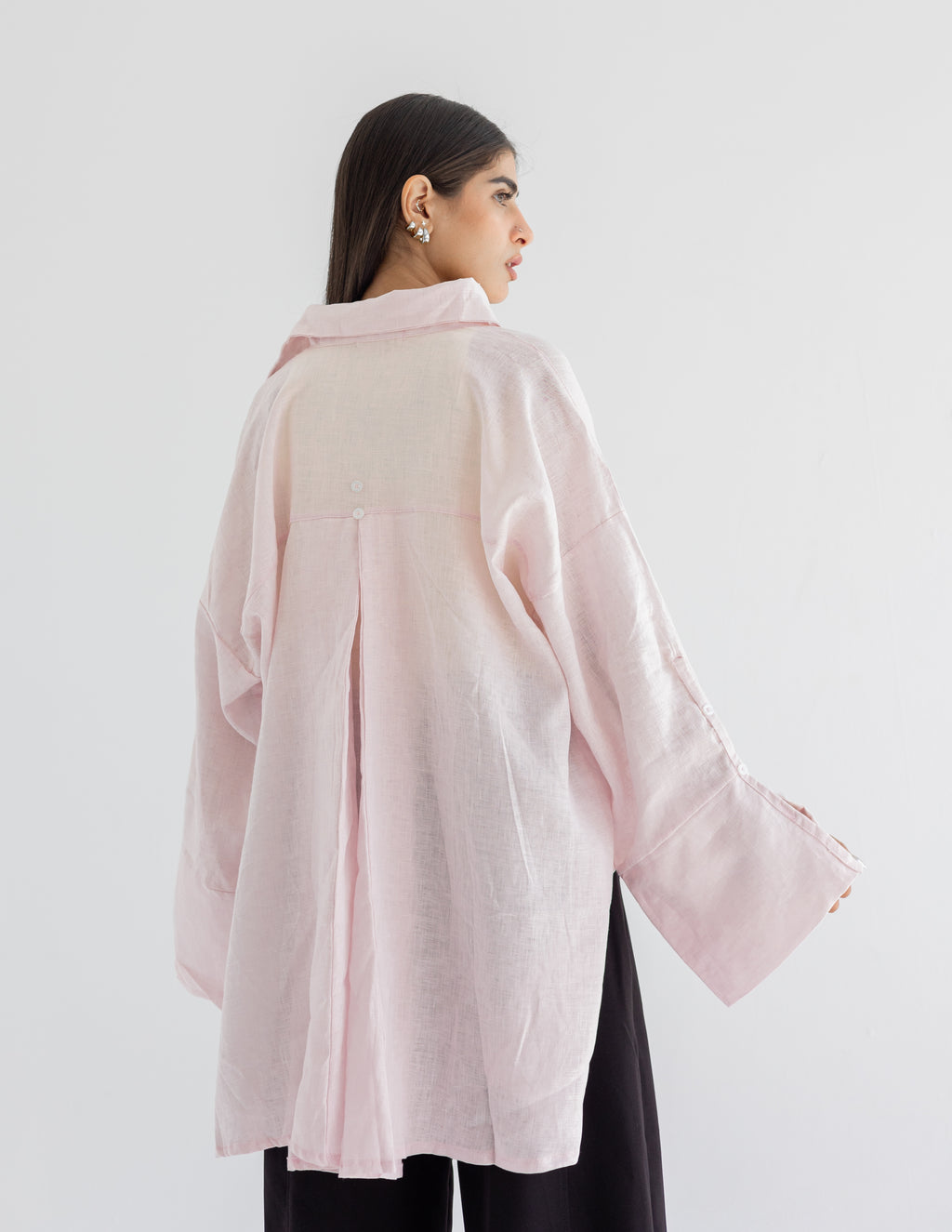 Big cuff linen shirt