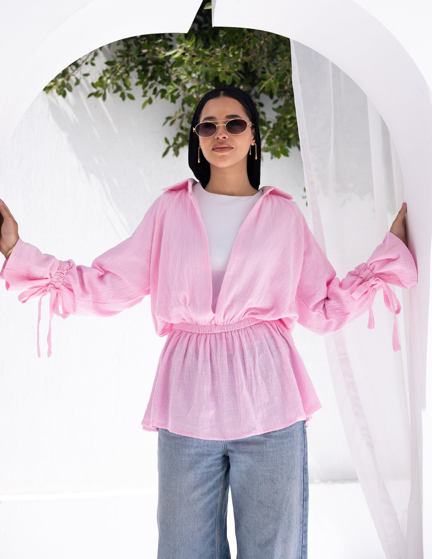 Puffy cuffs blouse