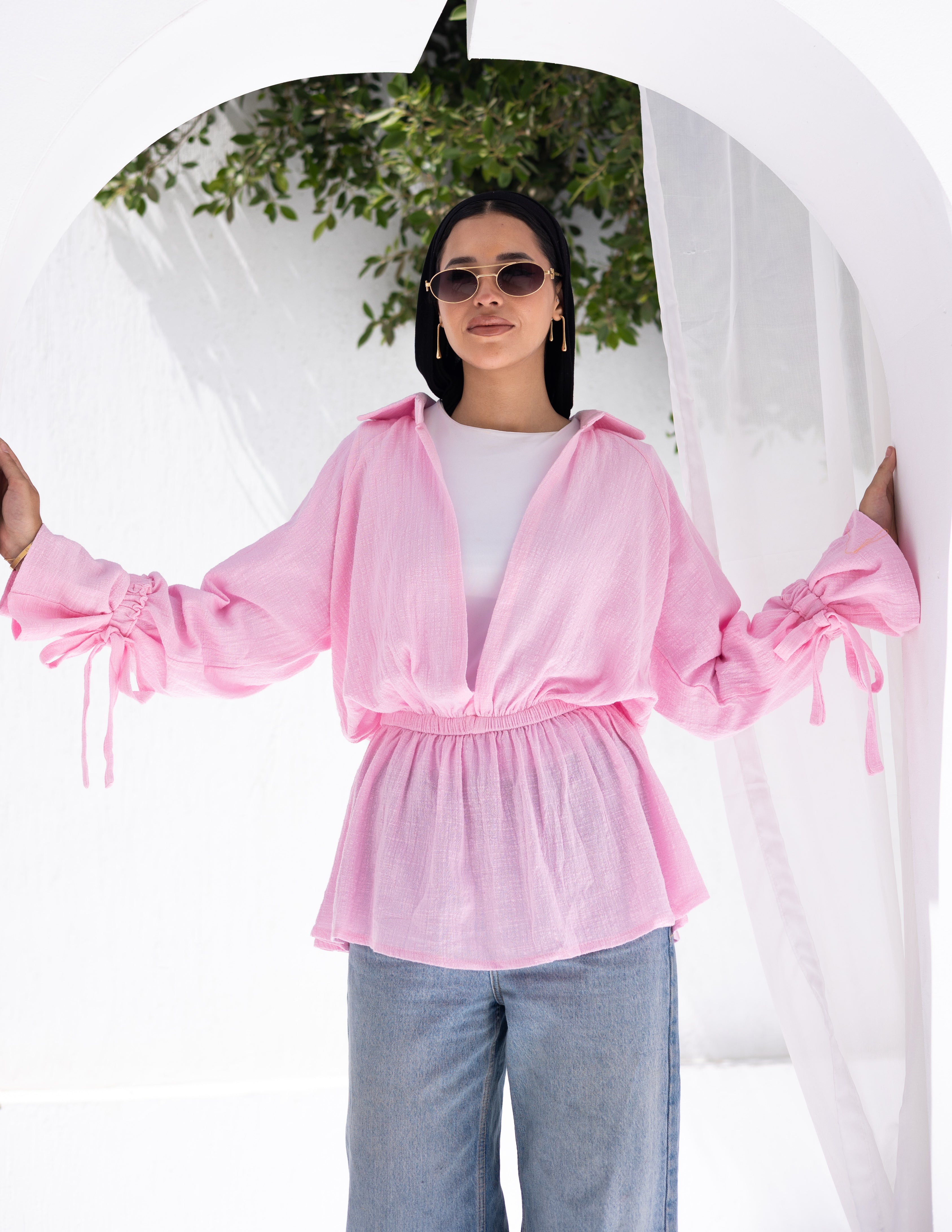 Puffy cuffs blouse