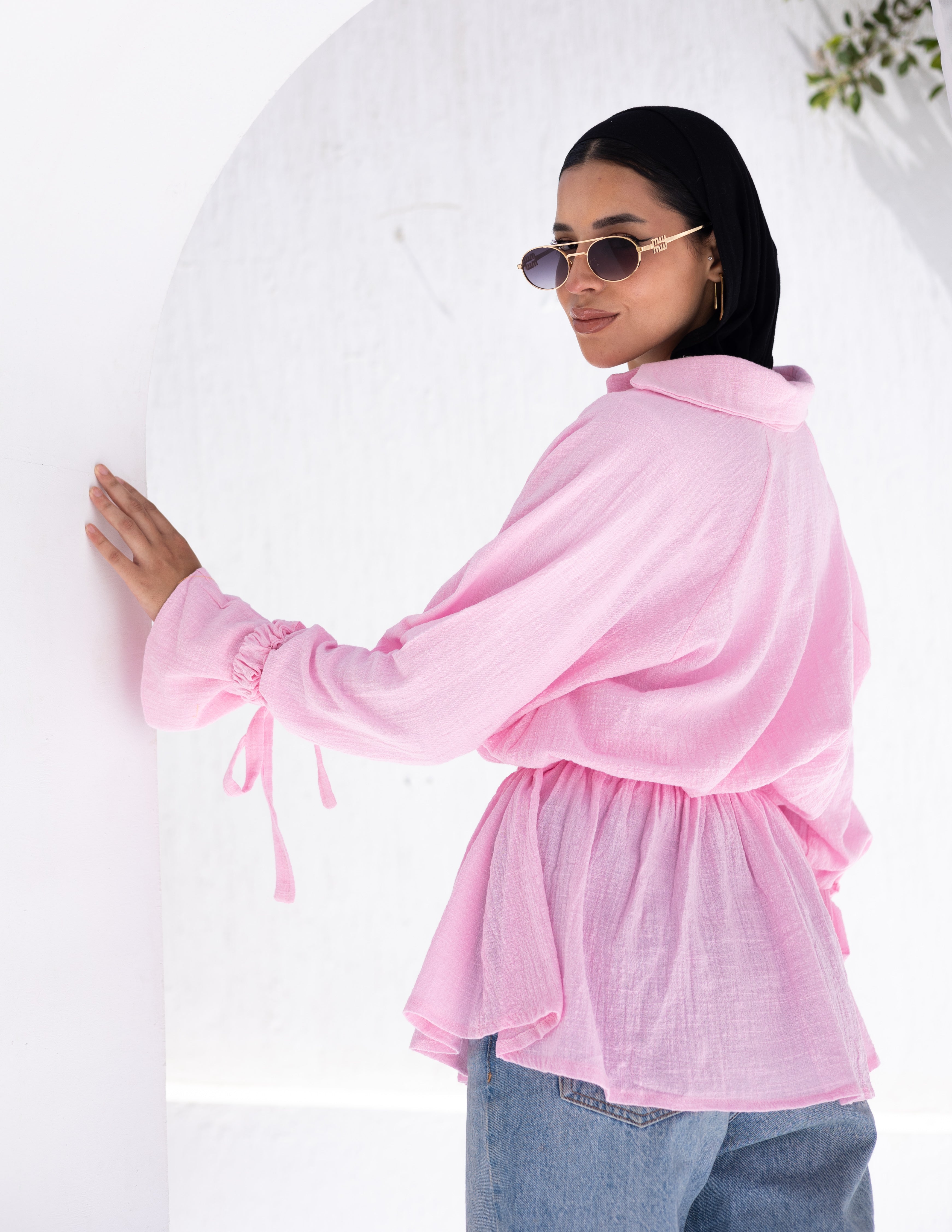 Puffy cuffs blouse