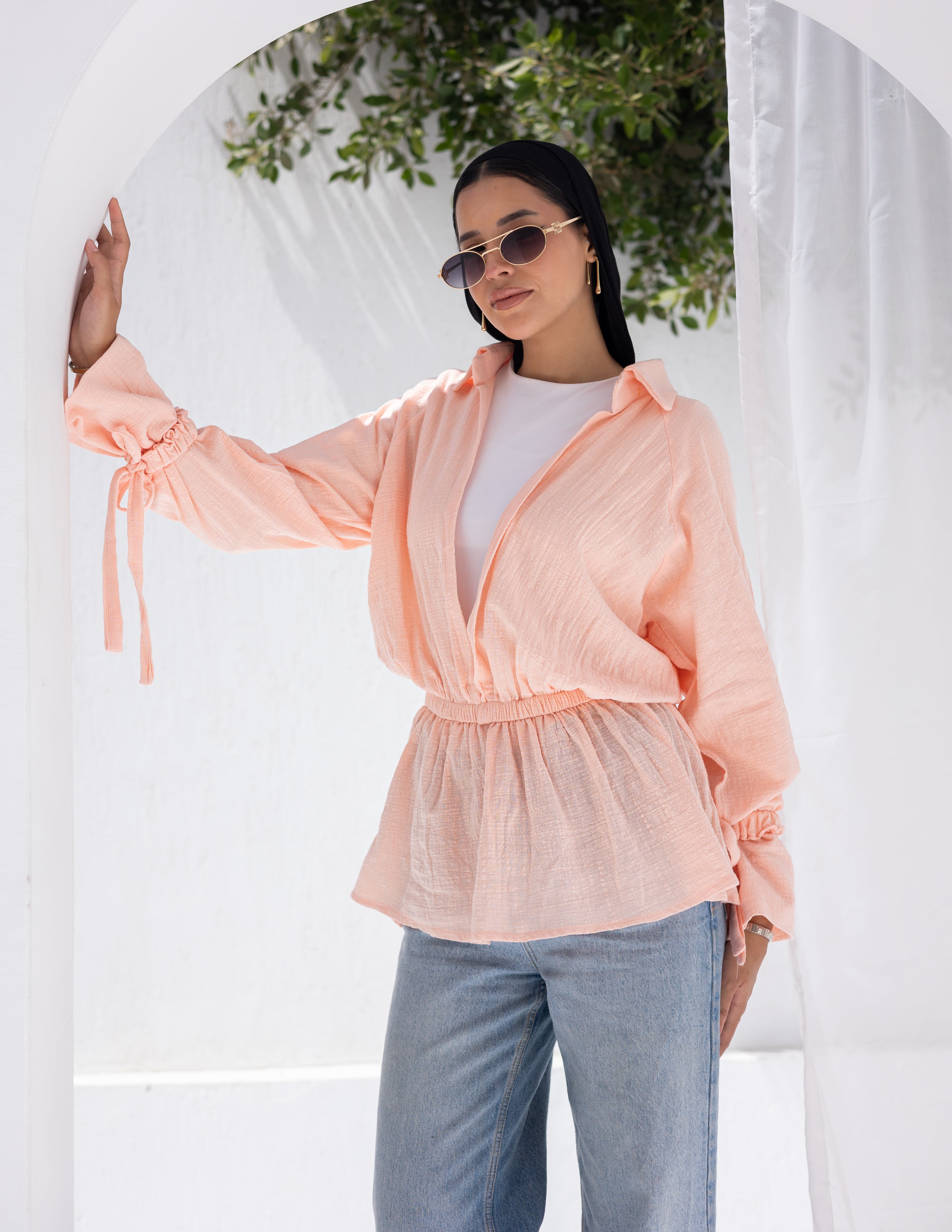 Puffy cuffs blouse